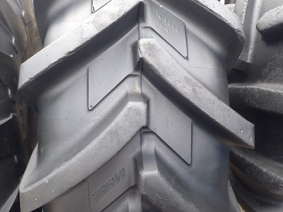 2x Opona używana przemysłowa 16.9-24 16.9R24 MICHELIN 1400zł(szt.) W5075