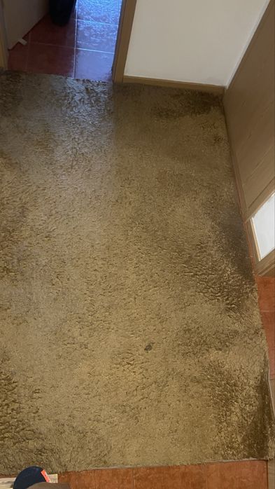 Tapete Ikea castanho