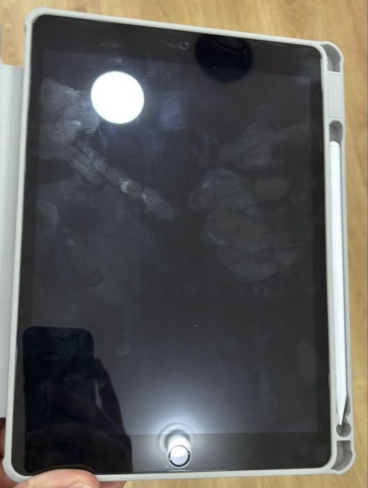 Ipad 2021/ 9 geração / 64GB