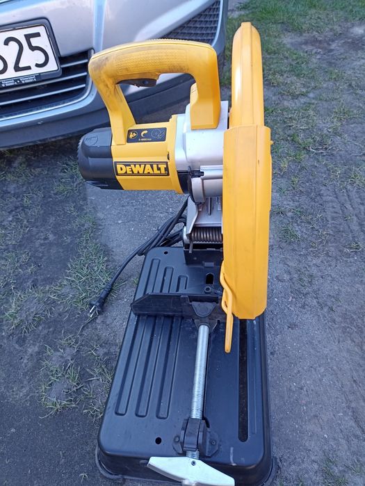 Piła DeWalt do metalu