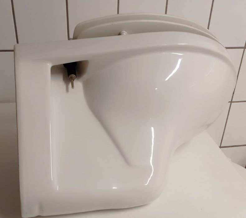 Stelaż podtynkowy w komplecie z miską wc