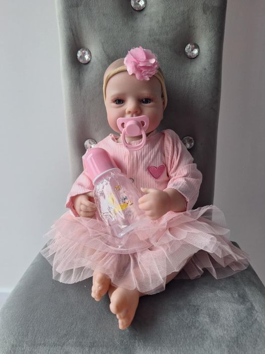 Lalka jak żywe dziecko reborn piękna NOWA duża prawie 50 cm , cala gum