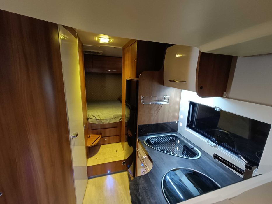 Wynajem Kamper półintegra Fiat Ducato, 5 - osobowy