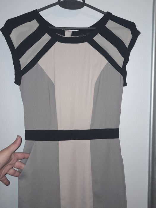 Spotlight by Warehouse | Elegancka sukienka