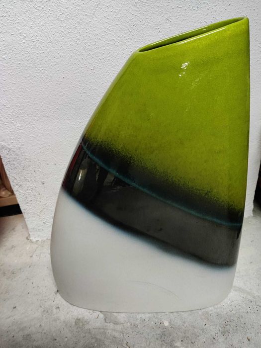 Jarra decorativa verde branca e azul linda