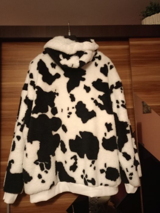 Bluza z kapturem bardzo dobry puszysta.
