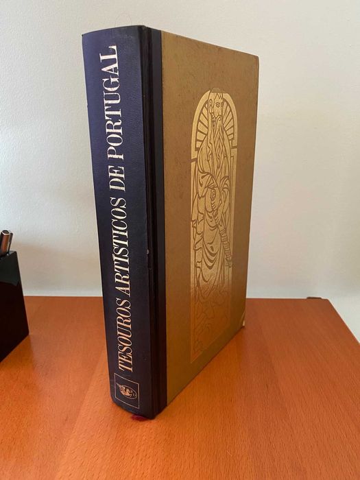 Tesouros Artísticos de Portugal - José António Ferreira de Almeida