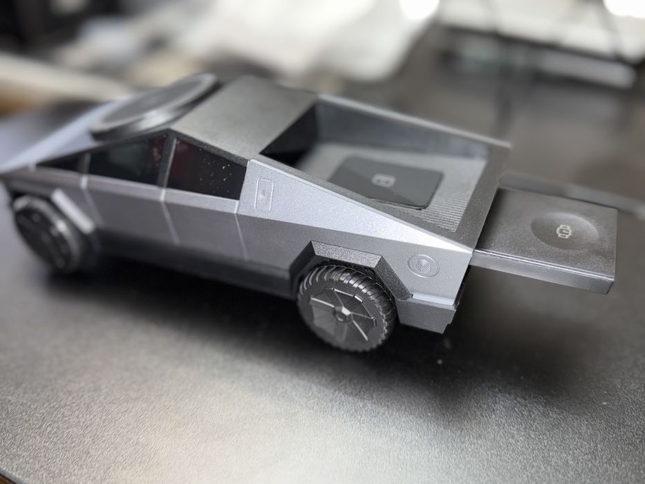 Магнітна док-станція Cyberdock 3-в-1 Cybertruck, IPhone AirPods Watch