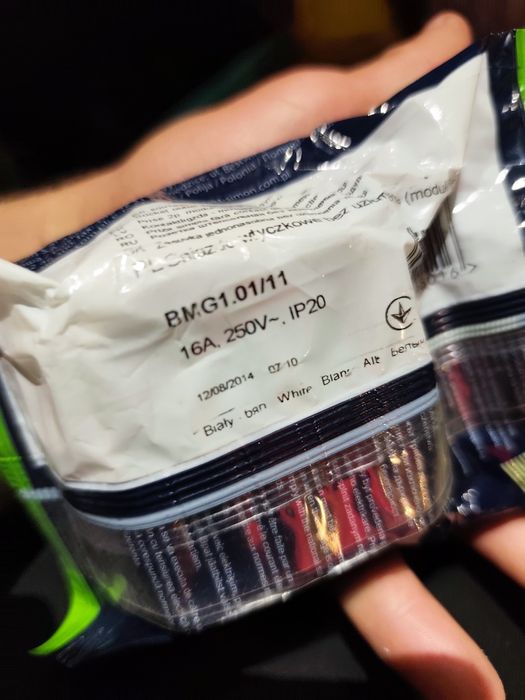 Gniazdo pojedyncze Simon Basic Moduł