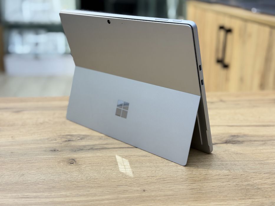 Microsoft surface pro 11th, snapdragon x 10core/16/512 2025 рік