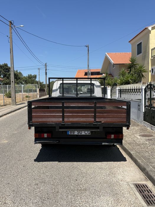 Ford Transit com 6 lugares