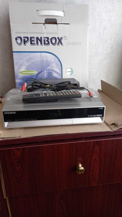 Супутниковий ресивер, тюнер OPENBOX 800