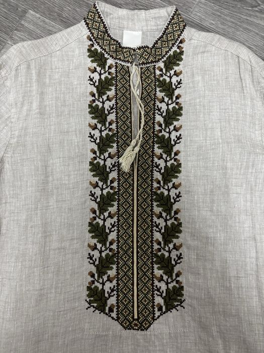 Чоловіча вишиванка з льону