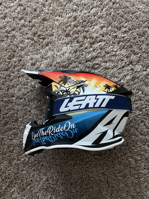 Рідкісний шолом Airoh Twist 2.0 LazyBoy з окулярами LEATT