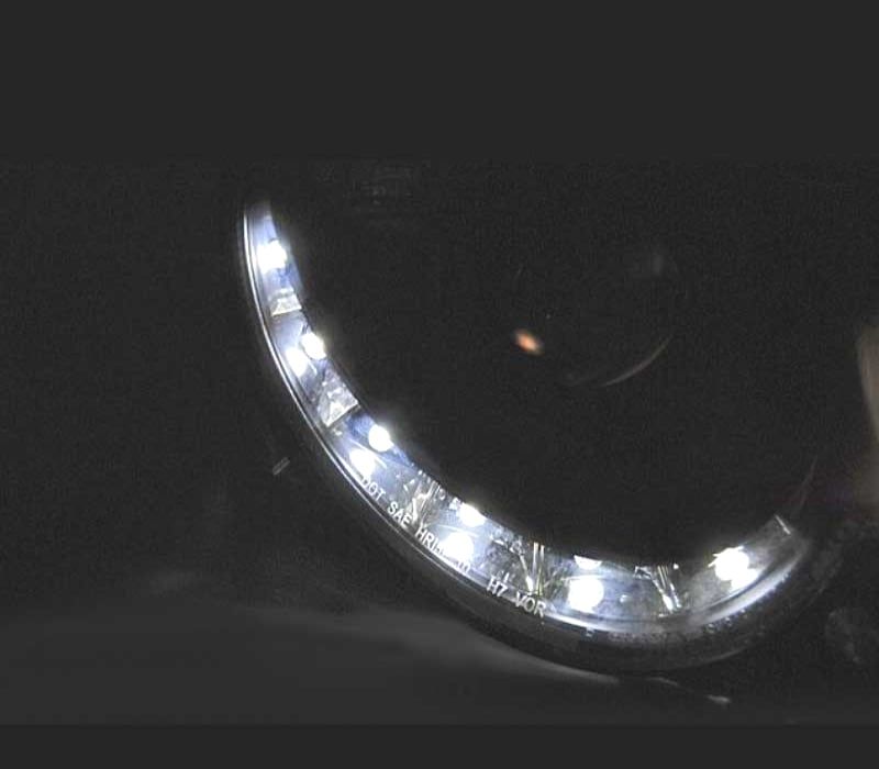 FARÓIS MERCEDES CLASSE CLK W209 02-09 LUZ DIURNA FUNDO NEGRO
