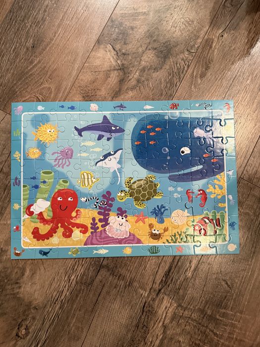 Продам 2 набори пазлів