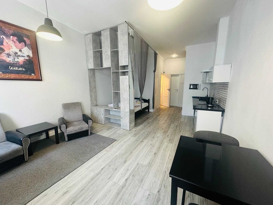 M-2 typu studio/ 34 m2/ w cenie woda, CO, wywóz śmieci