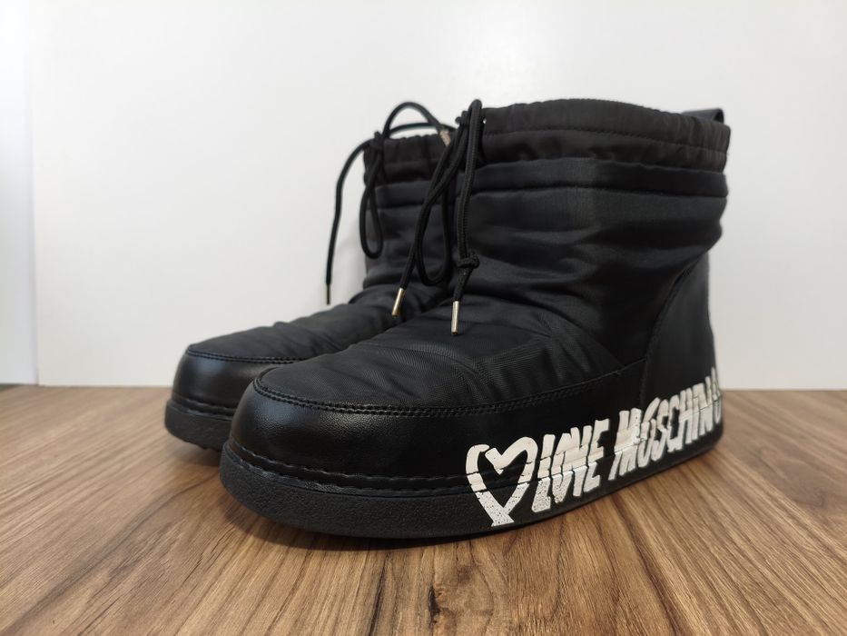 Buty Love Moschino śniegowce zimowe damskie czarne r. 41 42