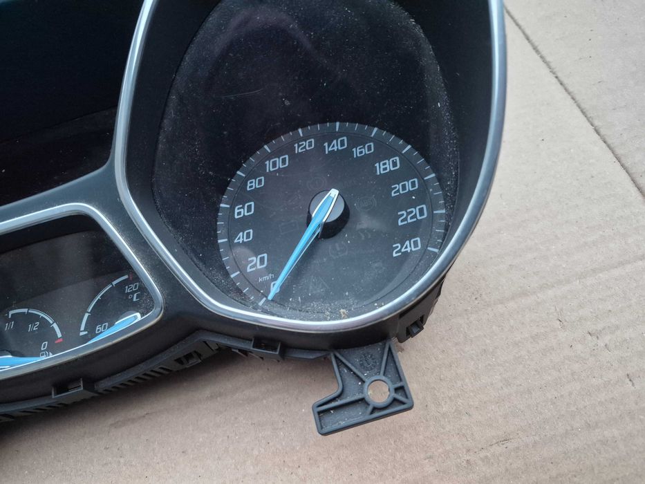 Licznik zegary 1.6 Ecoboost manual FOCUS MK3 197 tyś km europa