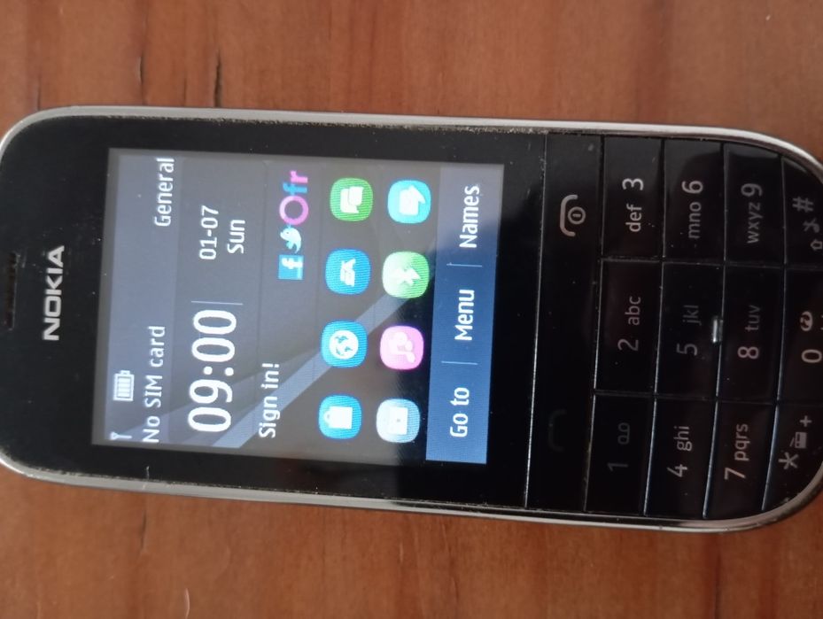 Telemóveis Nokia e Alcatel diversos