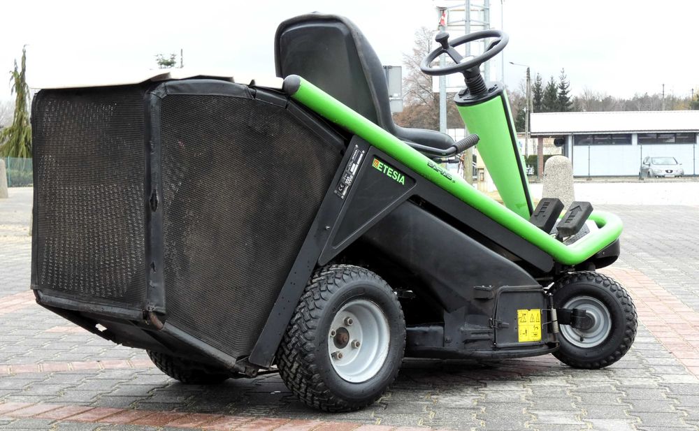 Traktor kosiarka Etesia Hydro 80 Kawasaki 2 Cylindry (260215.6) Baras