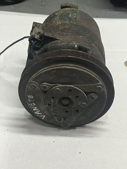 Compressor De Ar Condicionado Nissan Vanete