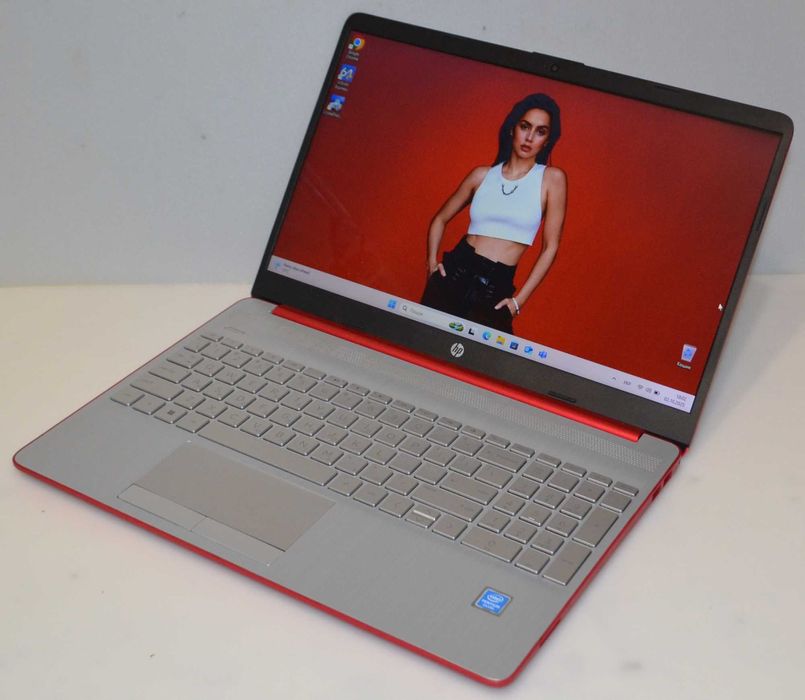 Ноутбук HP Pavilion 15-dw0083wm RED