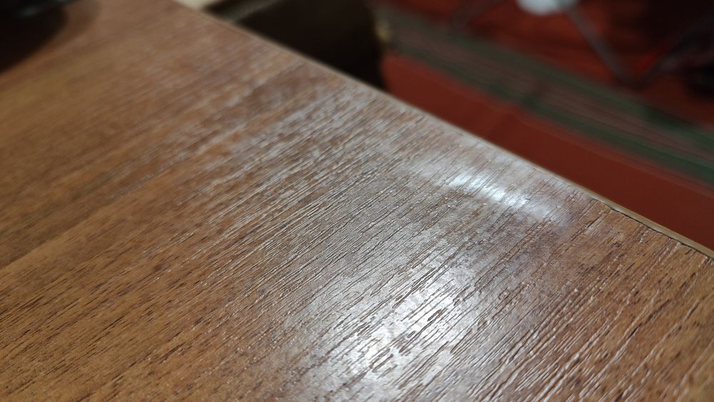 Комп'ютерний стіл