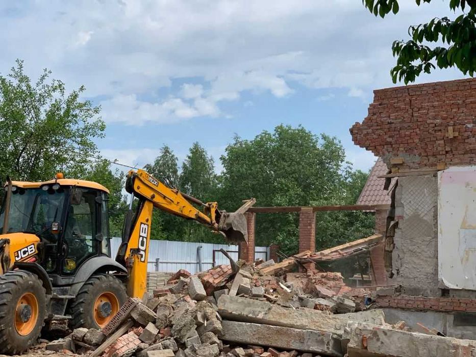 Демонтажні роботи, Демонтаж Будинків  Розчистка ділянок, резка бетона