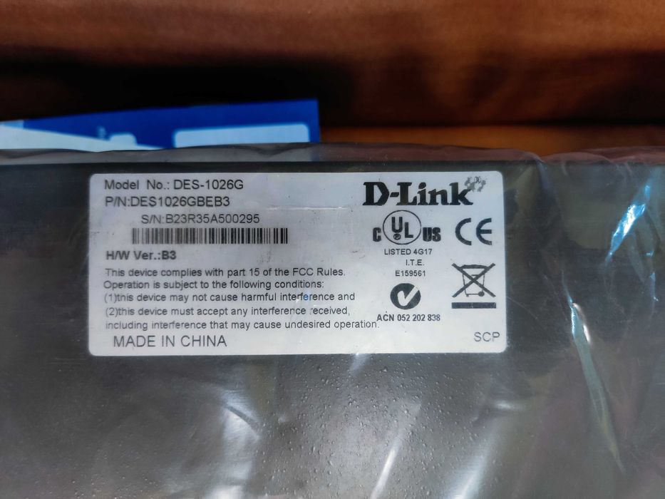 Switch D-LINK DES-1026g jak nowy