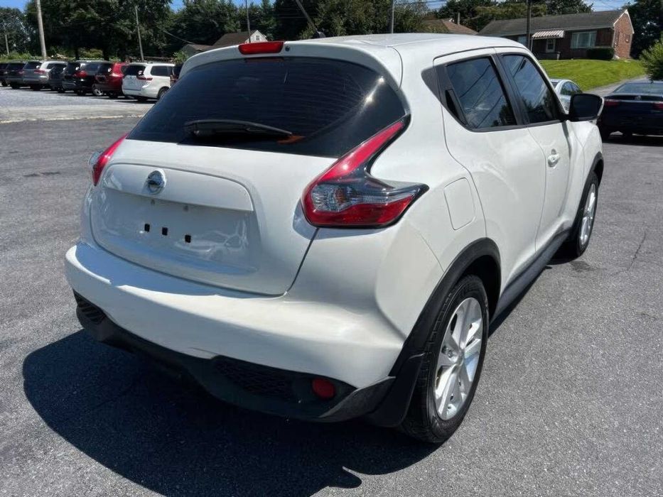 Nissan Juke SL      2017