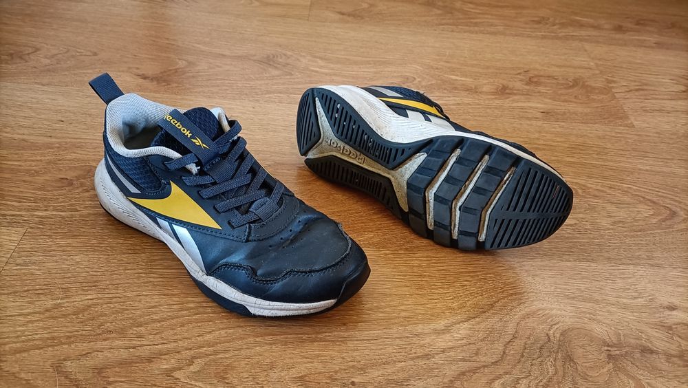 Buty Reebok rozm. 33