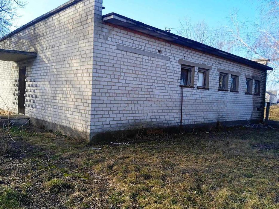 Частина комплексу будівель 1 228.2 м2, Царичанка. Першотравневий, 11