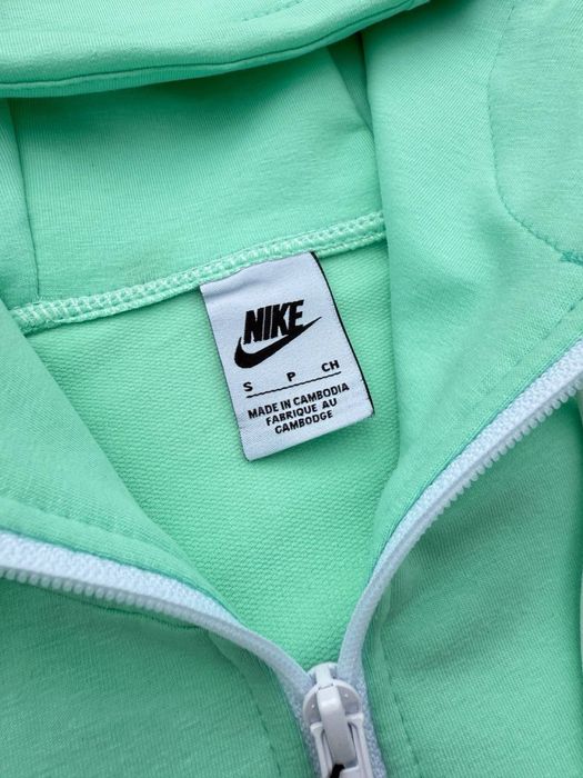 Костюм Nike: зіп худі-штани 2 пари шкарпеток у подарунок!