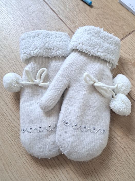 Віддам махрові рукавиці