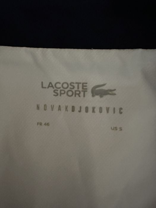 Jaqueta Lacoste Novac Djokovic tamanho S , em excelente estado, usado poucas vezes.