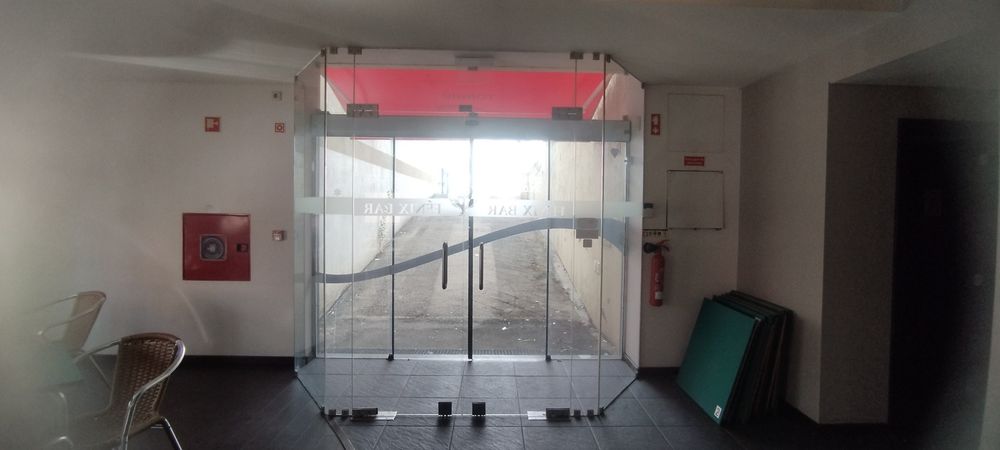 Antecâmara em vidro