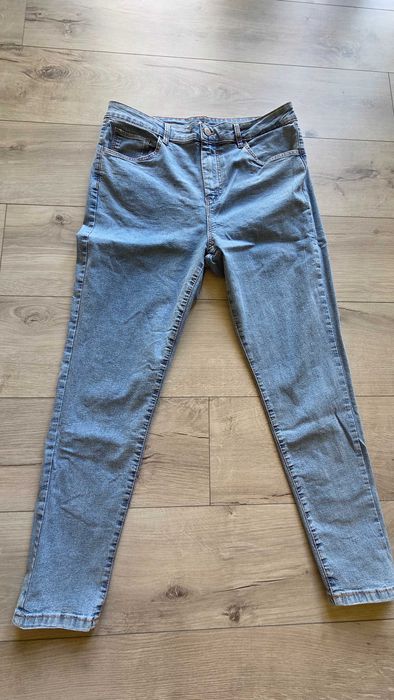 Jeansy damskie C&A rozm. 44 jak Nowe