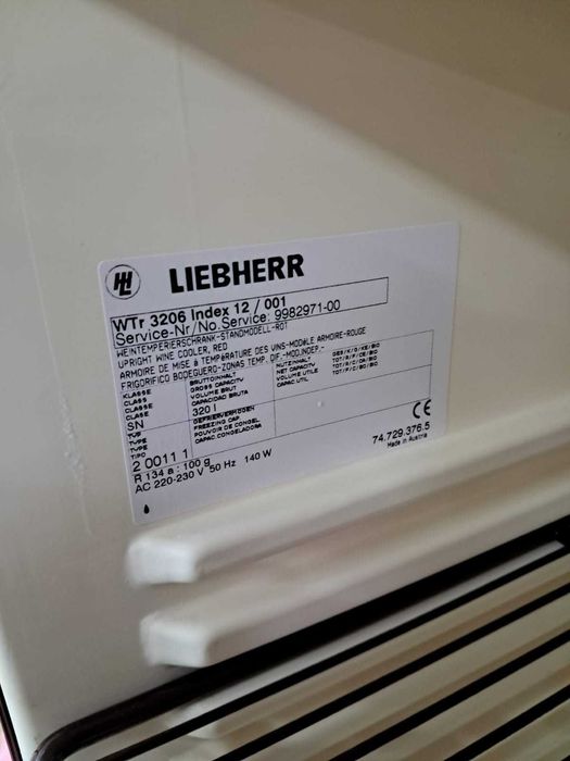 Холодильник винний LIEBHERR WTr 3206. Ціну знижено!
