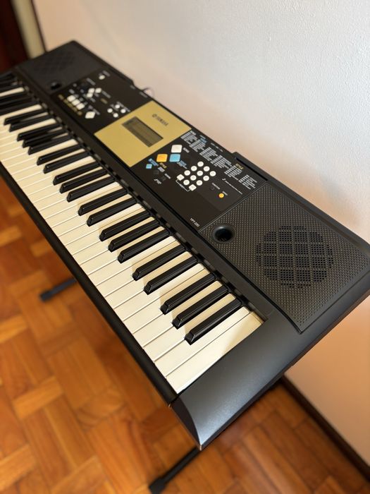 Teclado/Piano Yamaha YPT-220