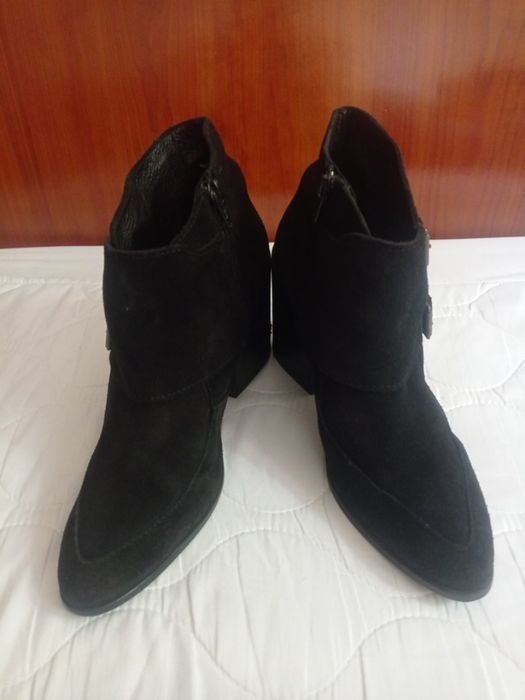 Ботинки женские бренд zign