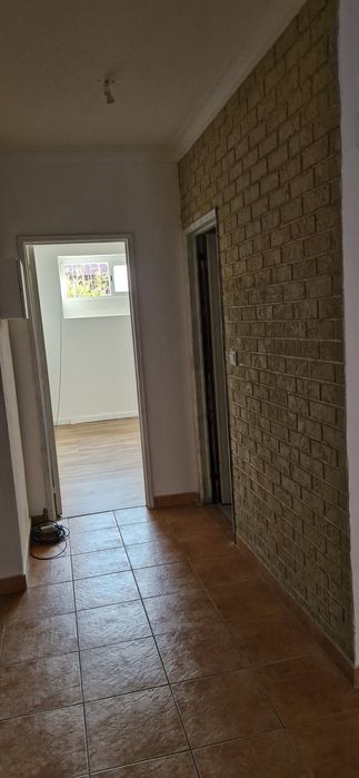 Alugo apartamento t1 na Ramada