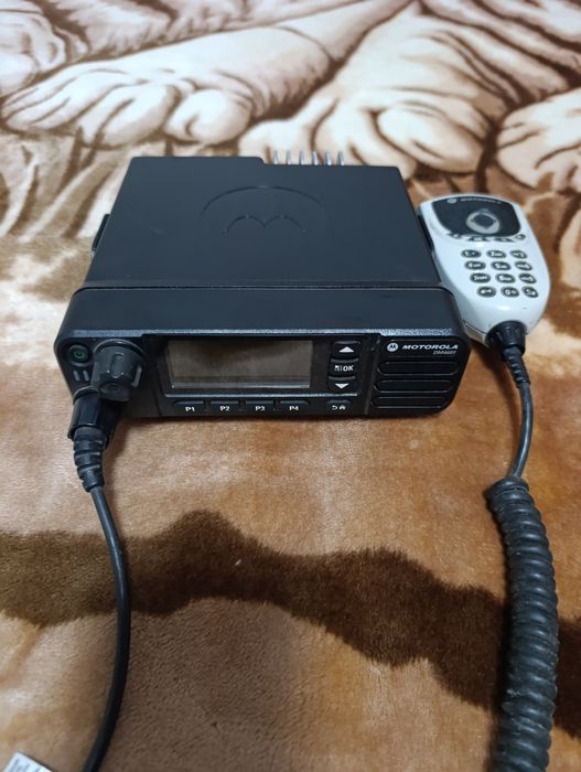 Автомобильная рация MOTOROLA DM 4601