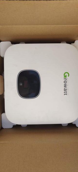 Inversor Growatt Monofásico 4.2 – Excelente estado, menos de 3 anos