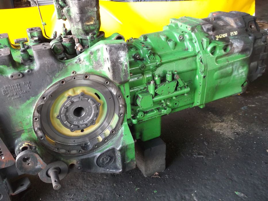 John Deere 7530,6210R-skrzynia Auto Power,pompa,kosz,wałek- Czemierniki ...