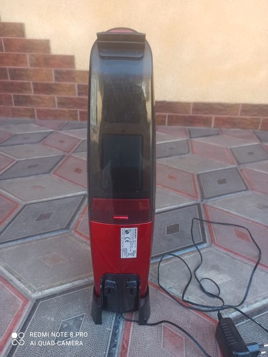 Пилосос на акамуляторі для авто привезений з Франції.