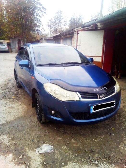 Автомобиль Форза Заз 2011
