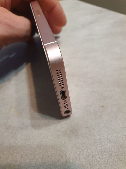 Iphone SE Rose Gold