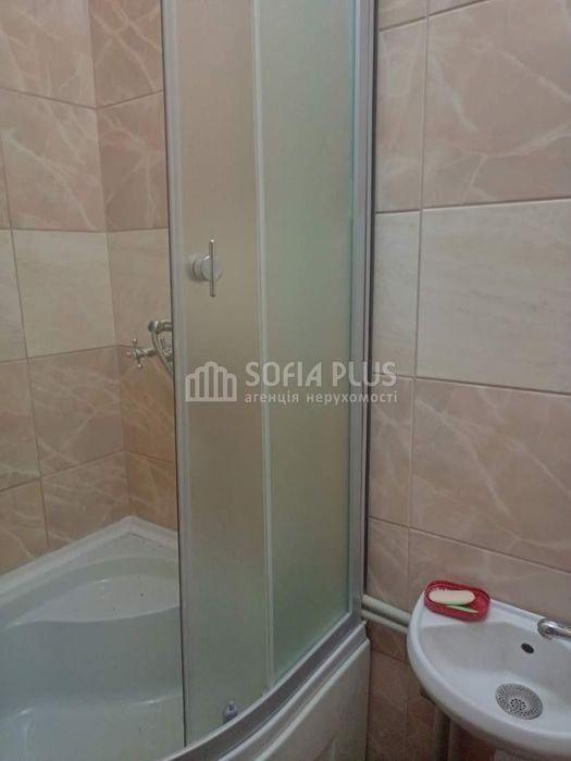 Срочно! 1к, Степана Васильченко 12, недорого