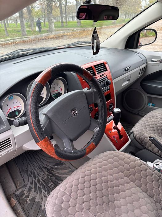 Автомобіль DODGE